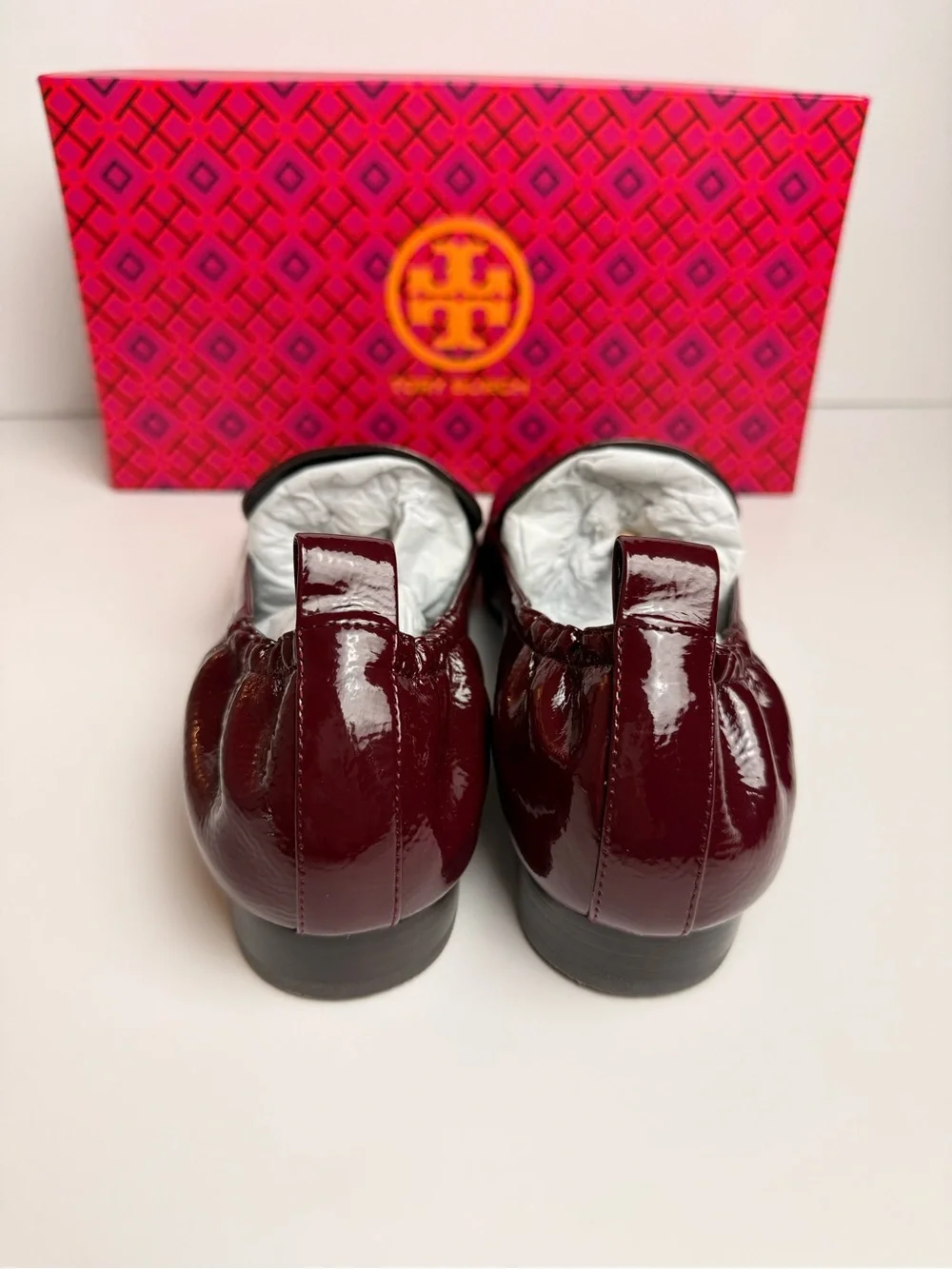 Tory Burch Kira 20mm Elastic Loafer Softy Naplak Patent Royal Burgundy Size 8.5